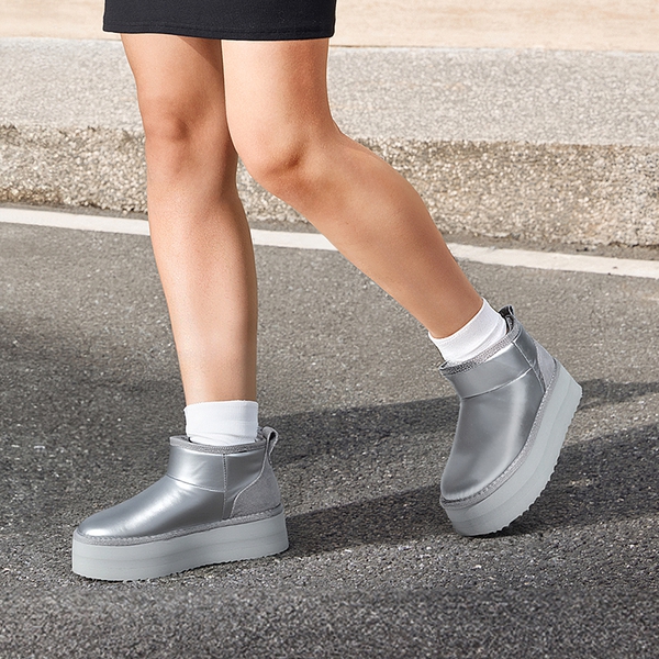 [FuzzyClassic Platform Mini Boot] Suede Platform Ankle Snow Boots - SILVER - 2