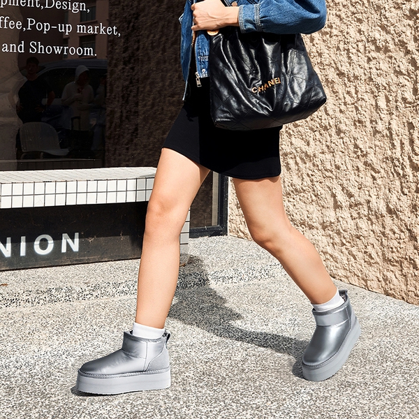 [FuzzyClassic Platform Mini Boot] Suede Platform Ankle Snow Boots - SILVER - 1