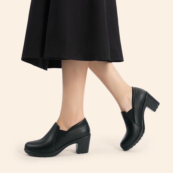 Comfortable Round Toe Block Heel Pumps - BLACK - 9