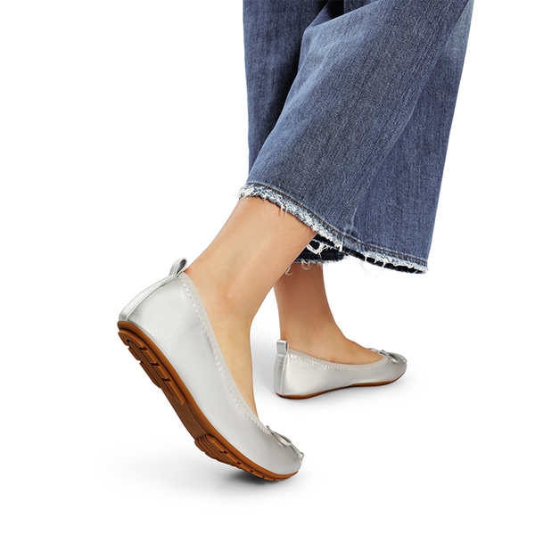 Ascenelle Foldable Bowknot Lightweight Ballet Flats - SILVER - 8