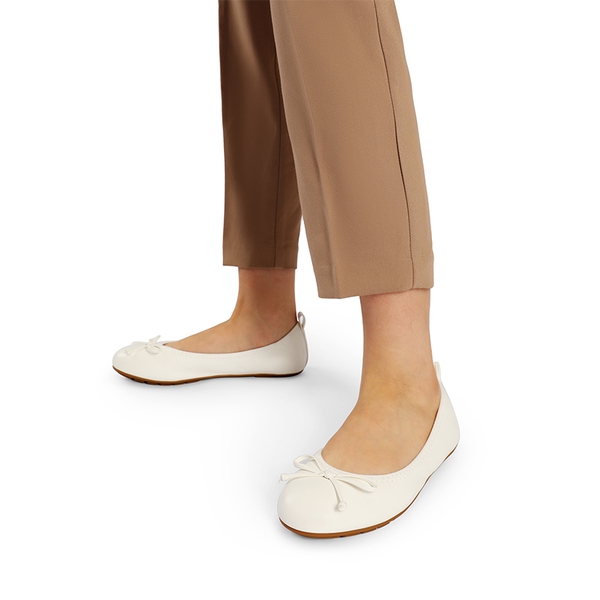 Ascenelle Foldable Bowknot Lightweight Ballet Flats - WHITE - 8