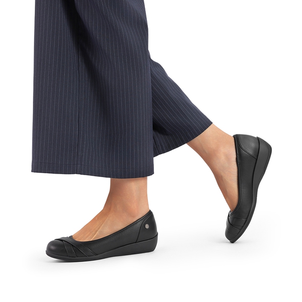 Ascenelle Women's Wide-Width Low Wedge Flats - BLACK - 6