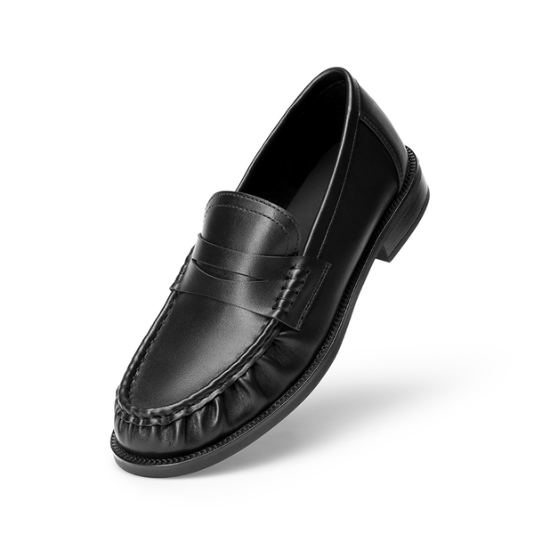 Women's Comfortable Penny Loafers with Pleated Detail - BLACK -  0