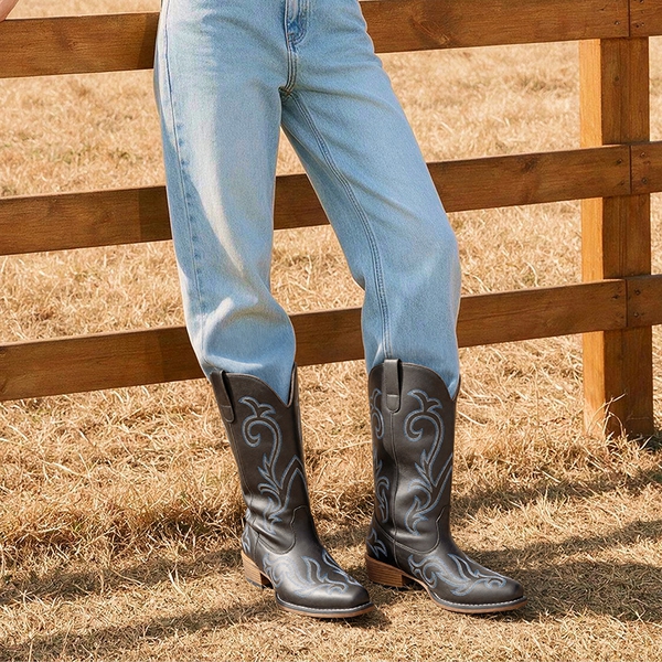 Women’s Embroidered Square-Toe Cowboy Boots - BROWN - 2