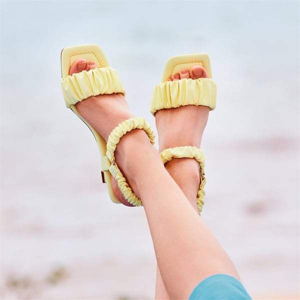 [Wonder Cloud] Aphrodite Ruched Square Toe Kitten Heel Sandals - YELLOW - 1