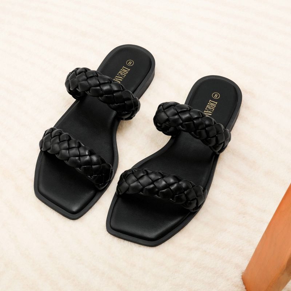 Two Straps Square Toe Braided Flat Sandals - BLACK - 5