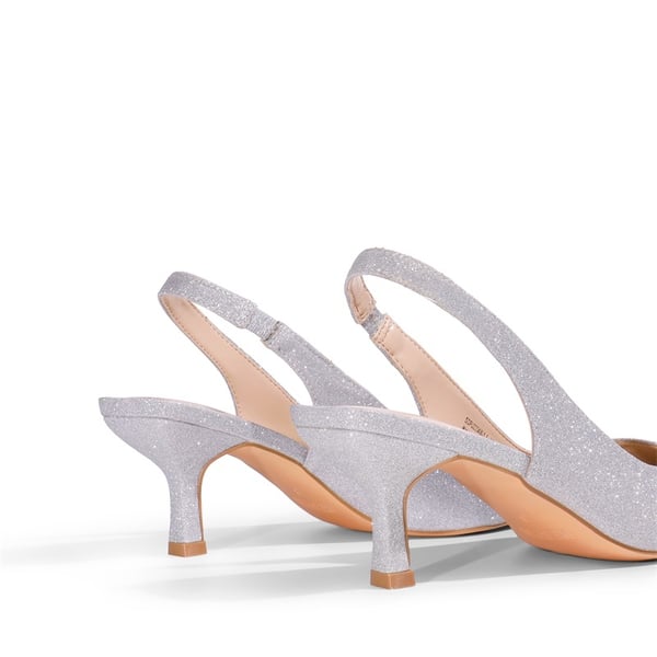 Pointed Toe Slingback Kitten Heel Pumps - SILVER GLITTER - 4