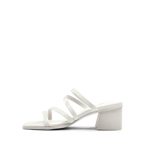 Square Toe Strappy Chunky Heel Sandals - WHITE - 1
