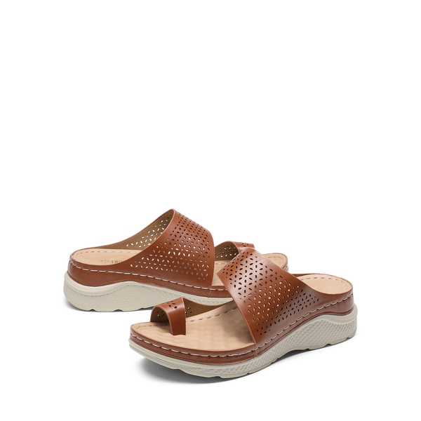 Massage Footbed Arch Support Cut-Out Sandals - BROWN - 5