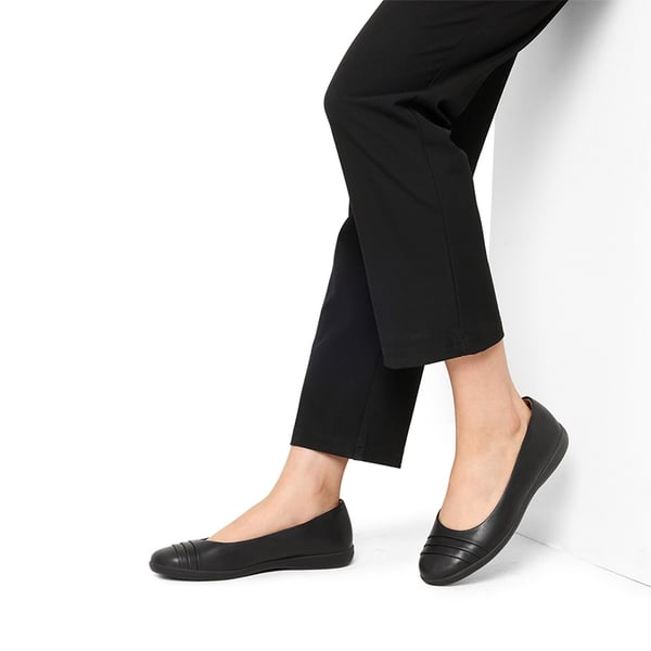 Slip On Arch Support Flats - BLACK - 1