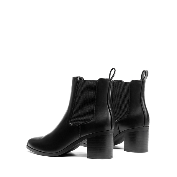 Pointed Toe Chelsea Ankle Boots - BLACK-PU - 5