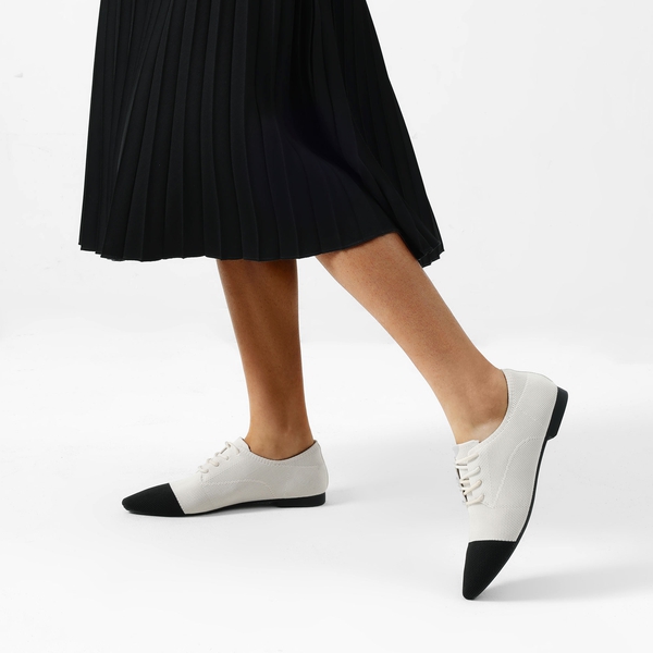 Contemporary Pointed Toe Knit Oxford Shoes - BLACK-BEIGE - 1