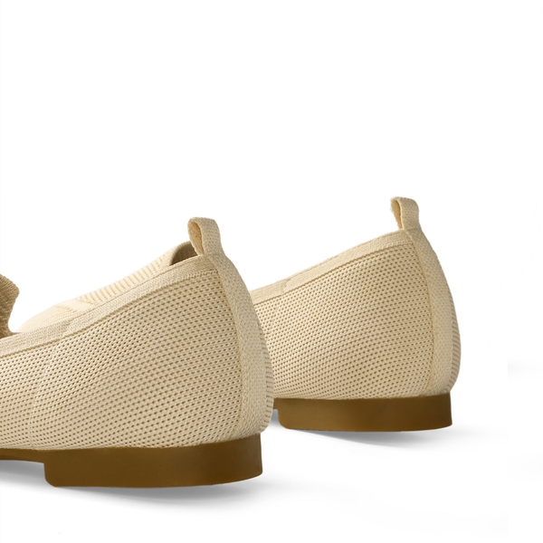 Flexible Pointed Toe Sustainable Loafers - NUDE - 4