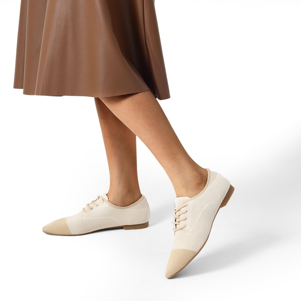 Contemporary Pointed Toe Knit Oxford Shoes - APRICOT-BEIGE - 1
