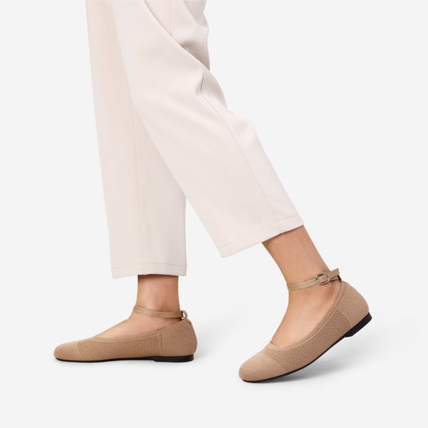 Elegant Removable Ankle Strap Flats  - COFFEE - 1