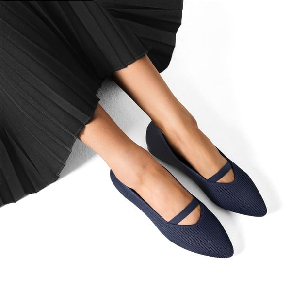 Non-Slip Pointed Toe Breathable Flats  - NAVY - 1
