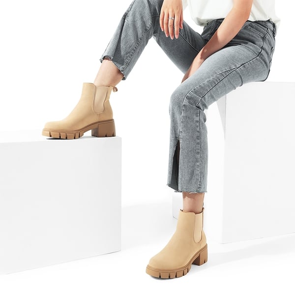 Chunky Lug Sole Chelsea Boots - NUDE - 2