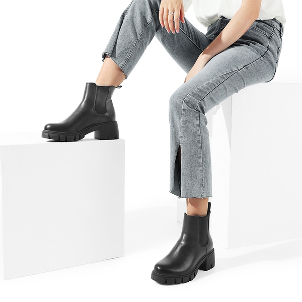 Chunky Lug Sole Chelsea Boots - BLACK - 2