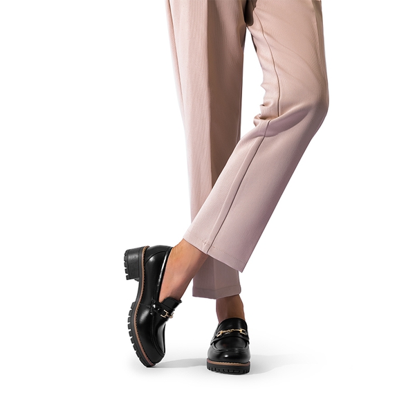 Lug Sole Slip-On Chunky Loafers - BLACK-PU - 2