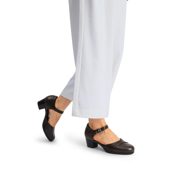 Comfortable Strap Low Block Heel Pumps - BROWN - 7