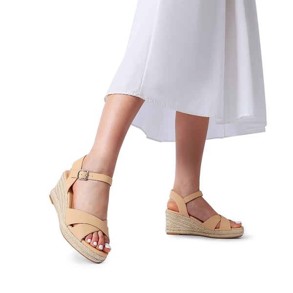 5 Types of Nude Wedge Sandals for Women