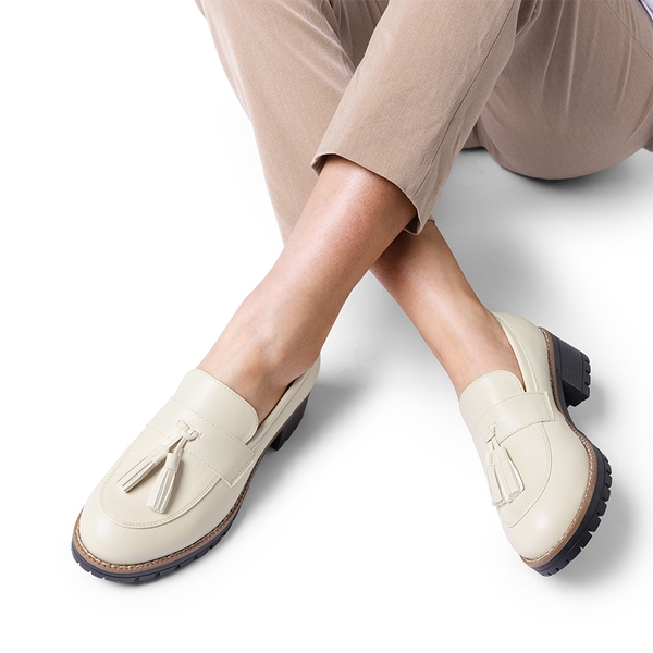 Tassels Chunky Penny Loafers - BEIGE-PU - 6