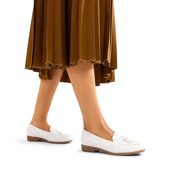Arch Support Tassel Loafers - WHITE - 1
