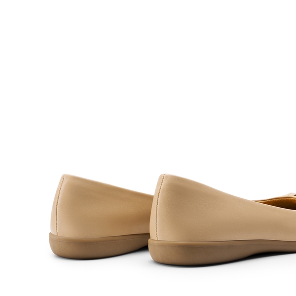 Comfortable Round-toe Flats - NUDE - 5