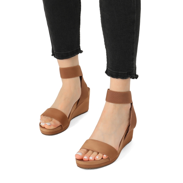 Comfortable Ankle Strap Platform Wedge Sandals - CAMEL - 4