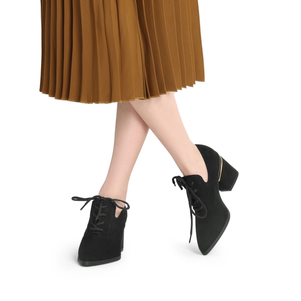 Lace Up Block Heel Oxfords - BLACK - 1